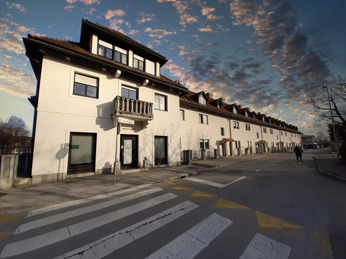 Charming City Loft Apartment Ljubljana Luaran gambar